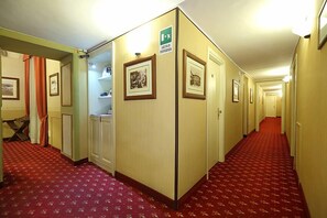Hallway - Catania Centro Rooms (Catania)