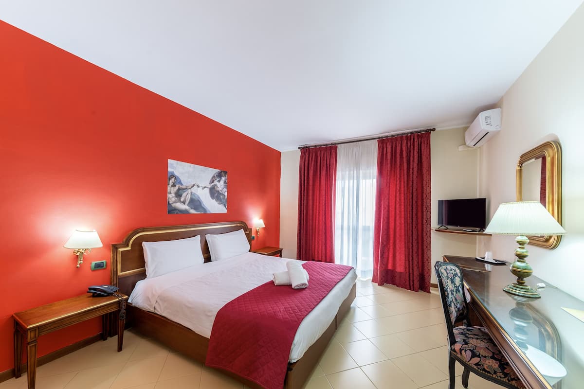 Standard Double or Twin Room | Minibar, desk, laptop workspace, free WiFi