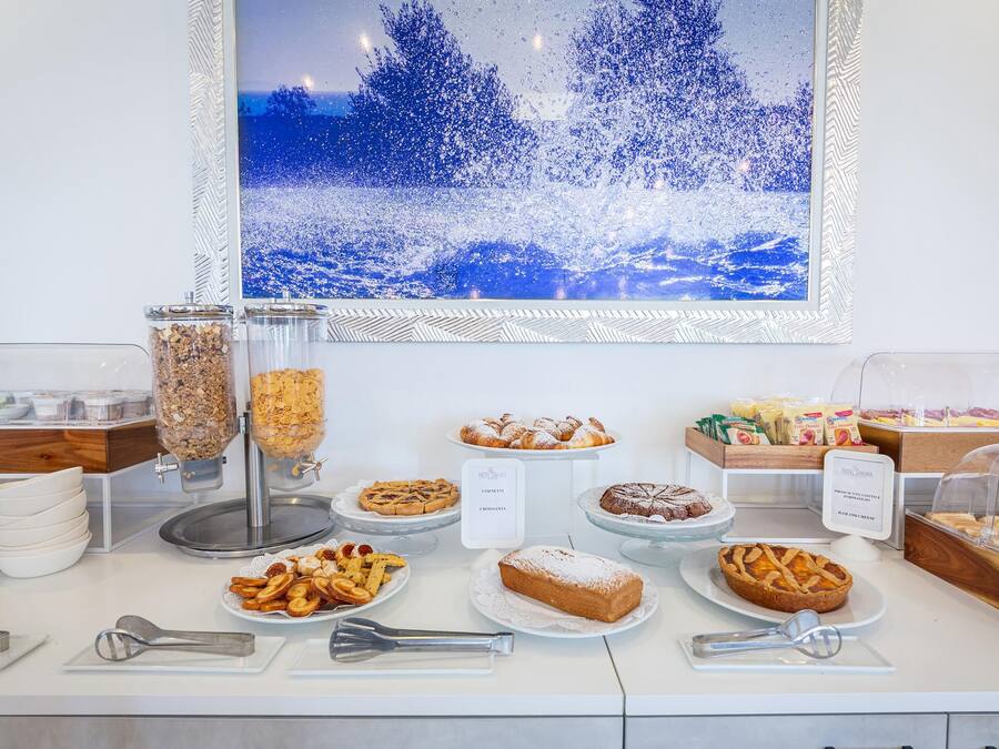 Desayuno buffet incluido todos los días