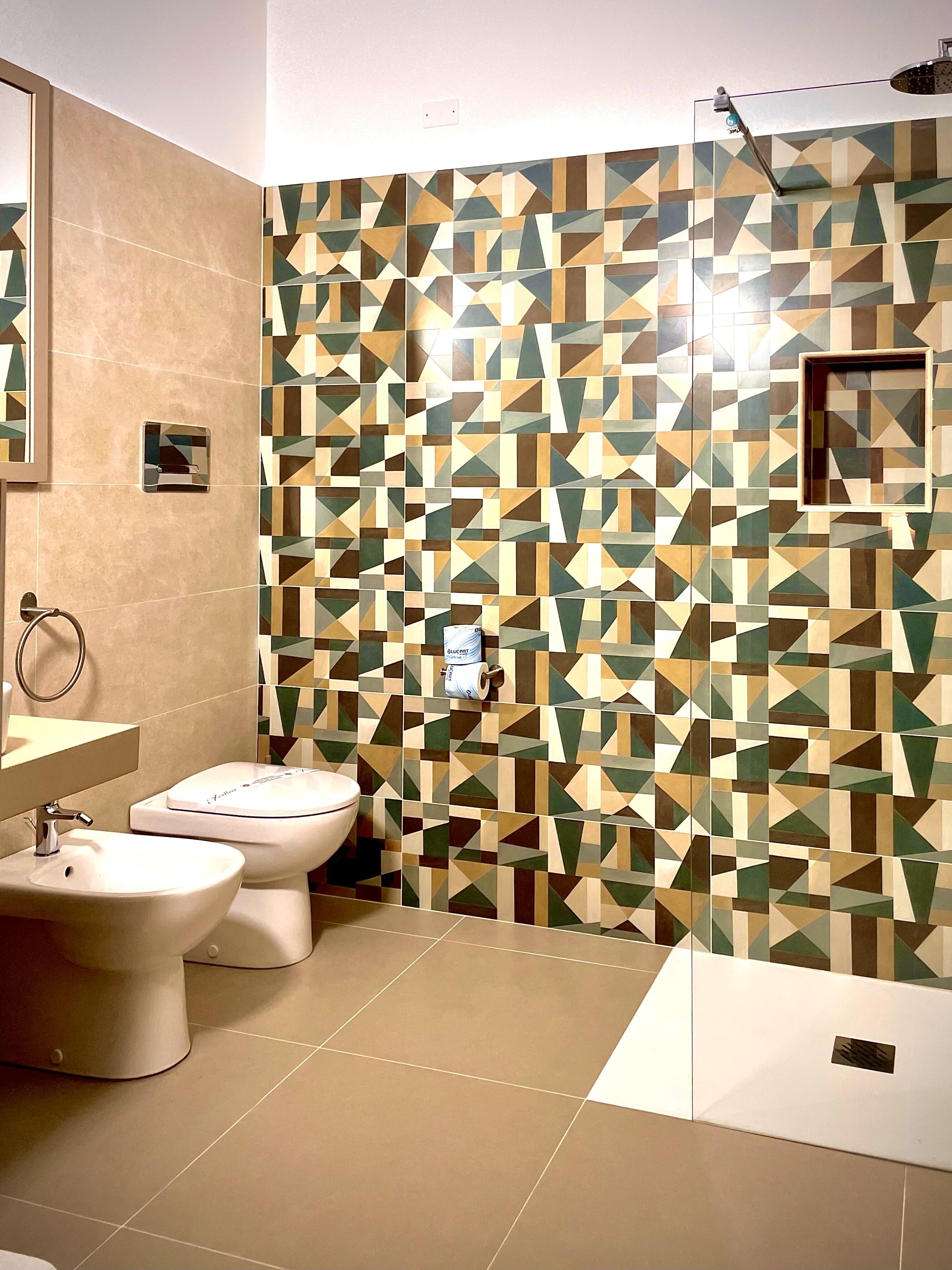 double or twin room, terrace | bathroom | shower, free toiletries, hair dryer, towels