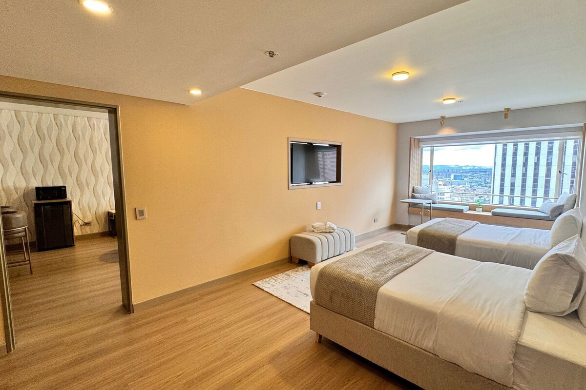 Living area | Flat-screen TV