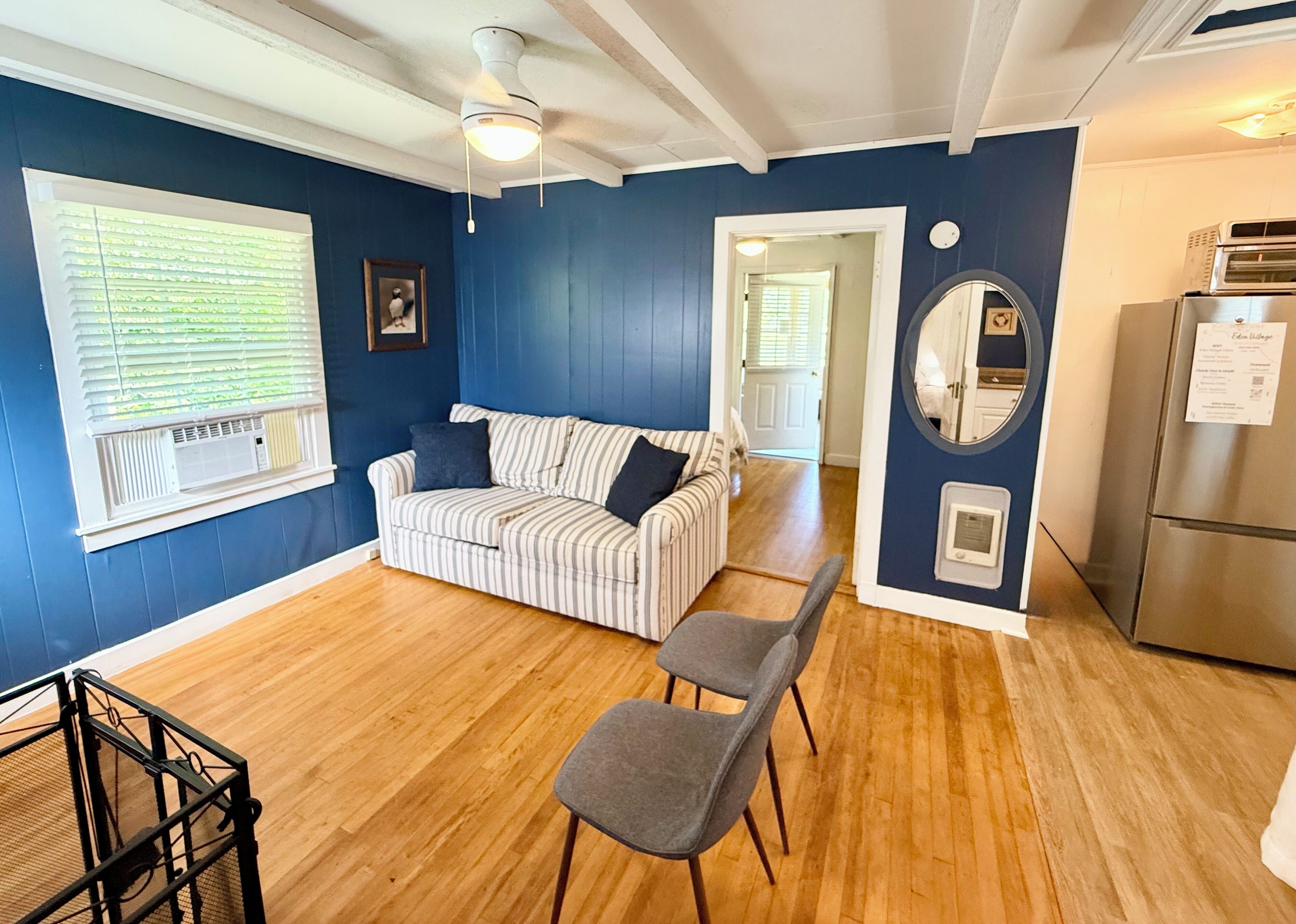 Cottage, 2 Bedrooms, Fireplace, Lake View | Hypo-allergenic bedding, individually furnished, laptop workspace