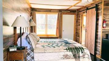 Double Room, 2 Queen Beds, Refrigerator & Microwave, Park View