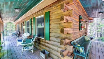 Cabin, 3 Bedrooms, Air conditioning | Terrace/patio