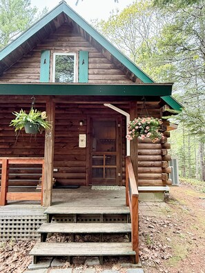 Cabane Tradition, 3 chambres, climatisation | Terrasse/Patio