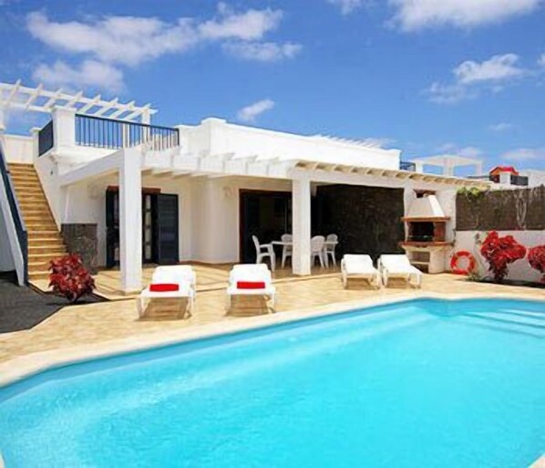 8 outdoor pools, sun loungers - Villas Susaeta (Yaiza)