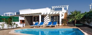 8 outdoor pools, sun loungers - Villas Susaeta (Yaiza)