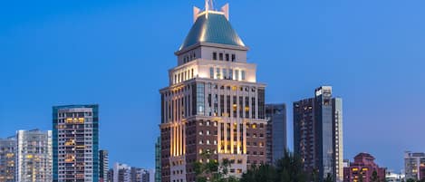 Front of property - evening/night