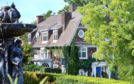 Exterior. Harbour House