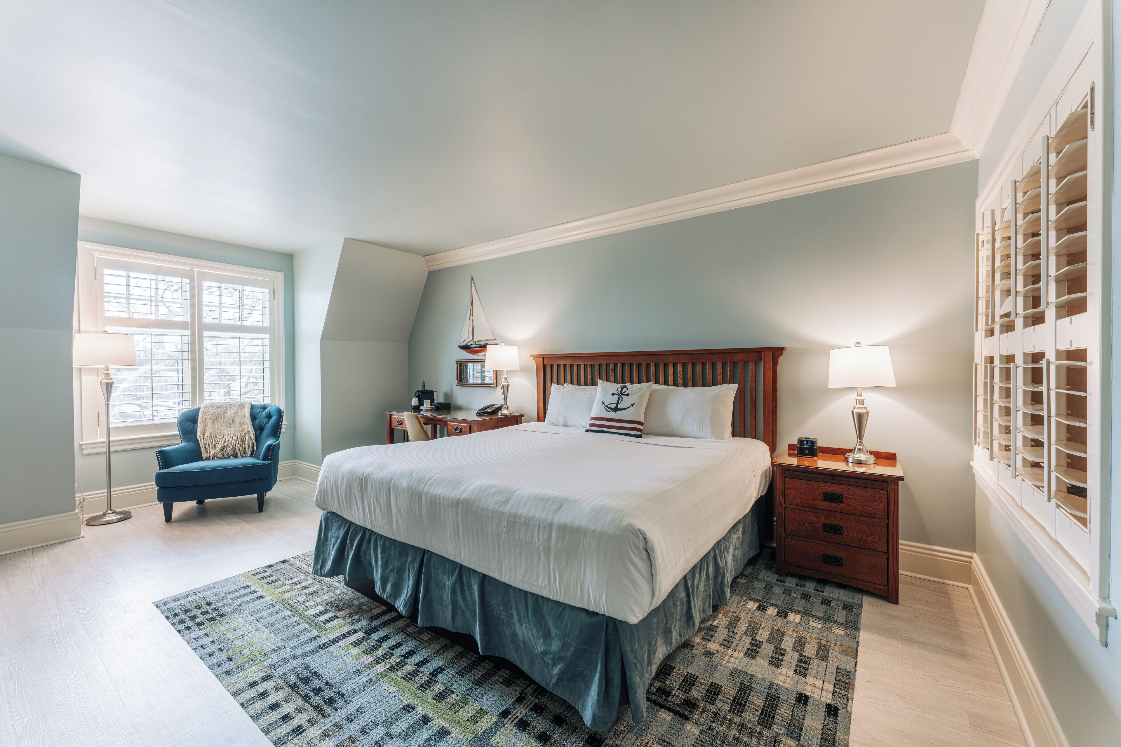 Premium Room, 1 King Bed | Egyptian cotton sheets, premium bedding, down comforters, pillowtop beds