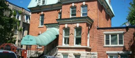 Façade de l’hébergement