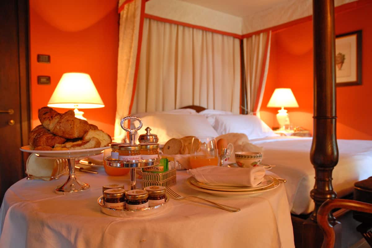 comfort double room | minibar, in-room safe, individually decorated, individually furnished