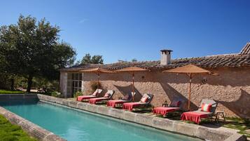 Villa (le Mas Vermentino)