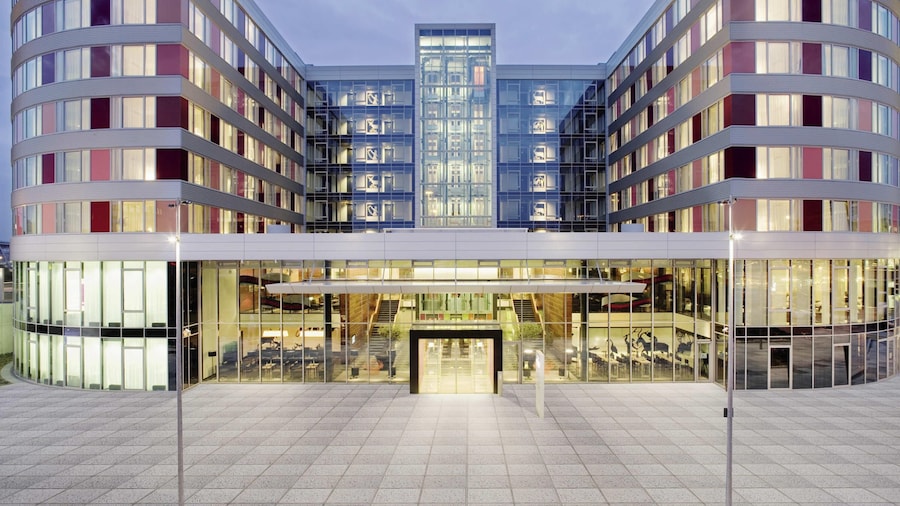 Mövenpick Hotel Stuttgart Airport