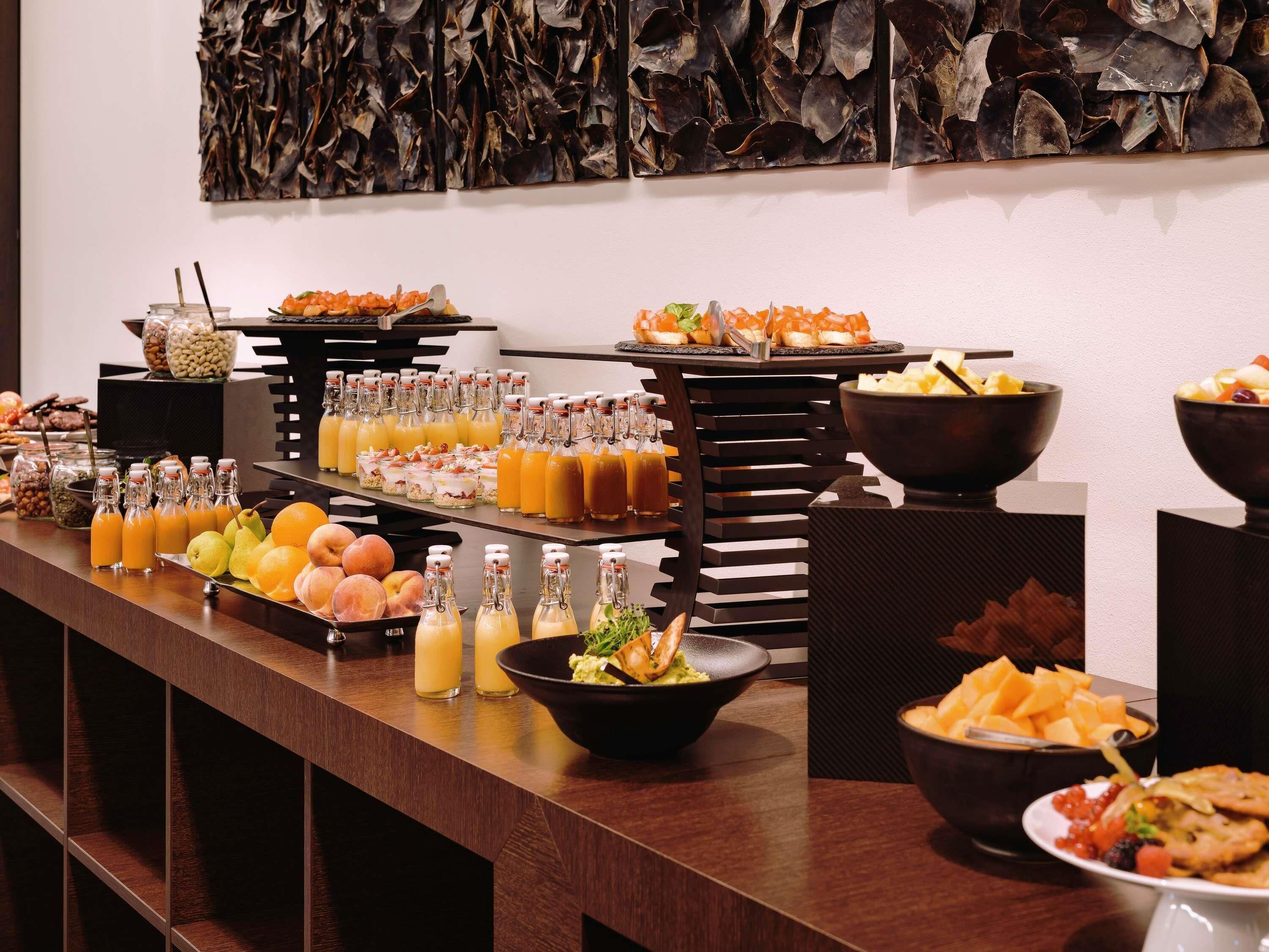 Photo - Mövenpick Hotel Stuttgart Airport