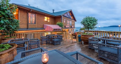 Wellesley on the Lake Taupo