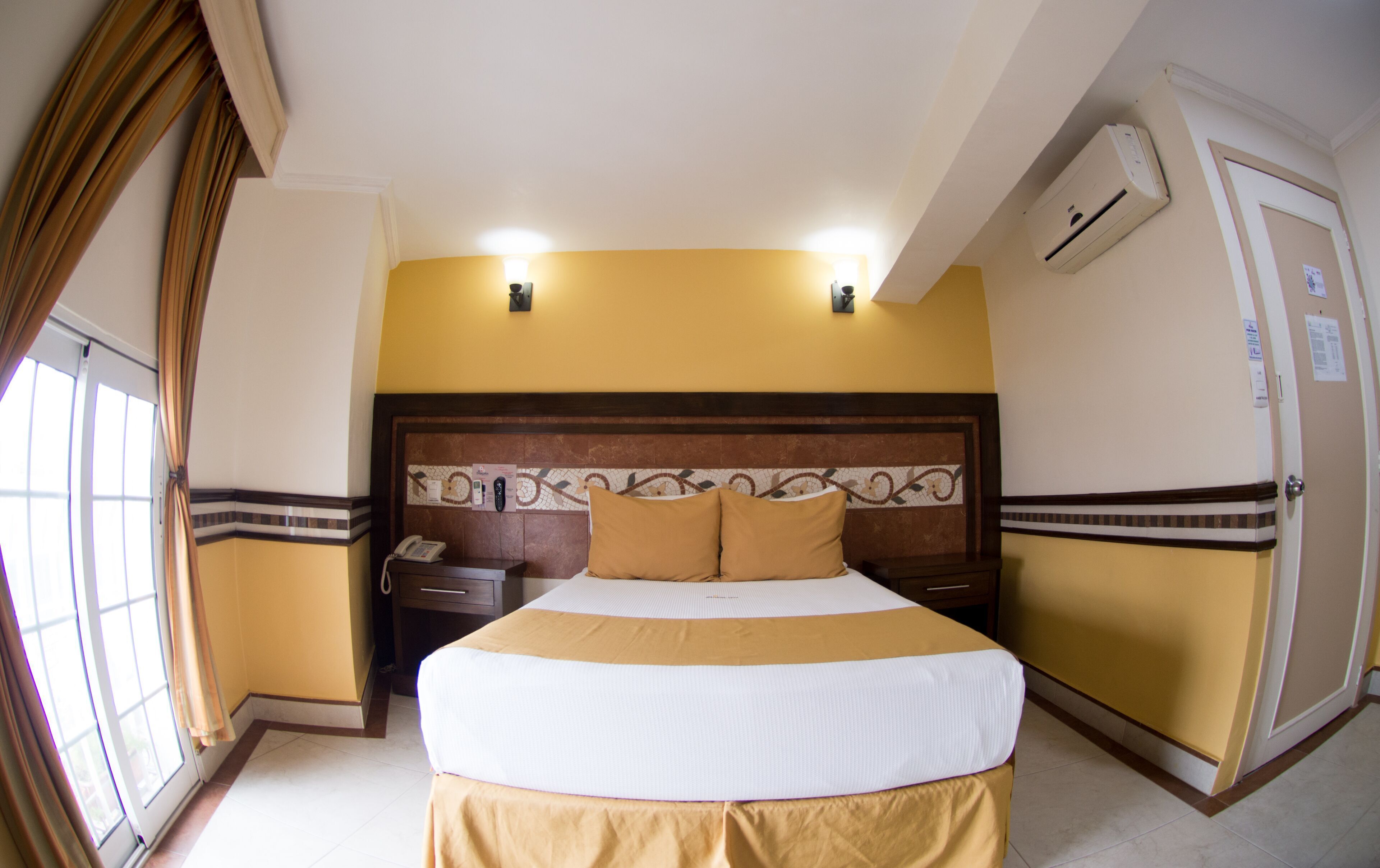 Premium bedding, in-room safe, individually furnished, desk