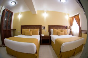 Double Room | Peralatan tempat tidur premium, peti besi dalam bilik 