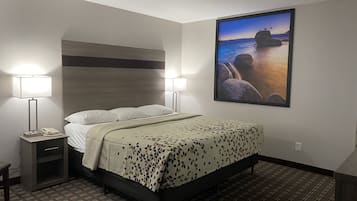Standard Room, 1 King Bed | Desk, free WiFi, bed sheets