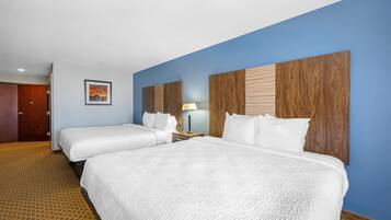 Standard Room, Multiple Beds, Non Smoking, Refrigerator & Microwave