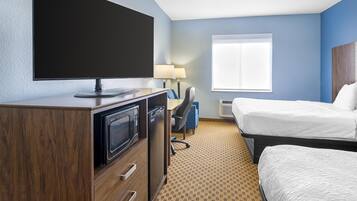 Standard Room, Multiple Beds, Accessible, Refrigerator & Microwave | Desk, laptop workspace, iron/ironing board, free WiFi