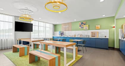 Spark by Hilton Pelham Birmingham I 65