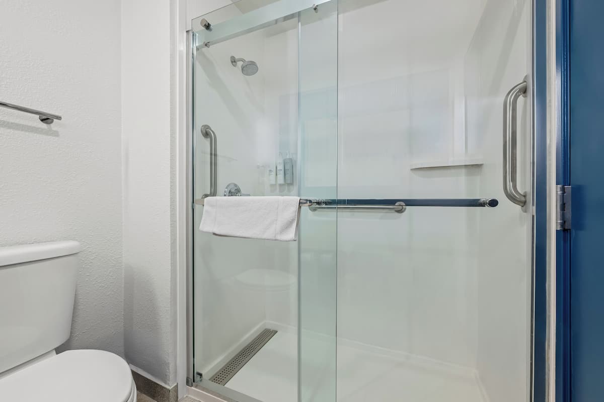 무료 세면용품, 헤어드라이어, 타월