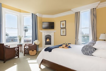 West Cliff Inn - A Four Sisters Inn