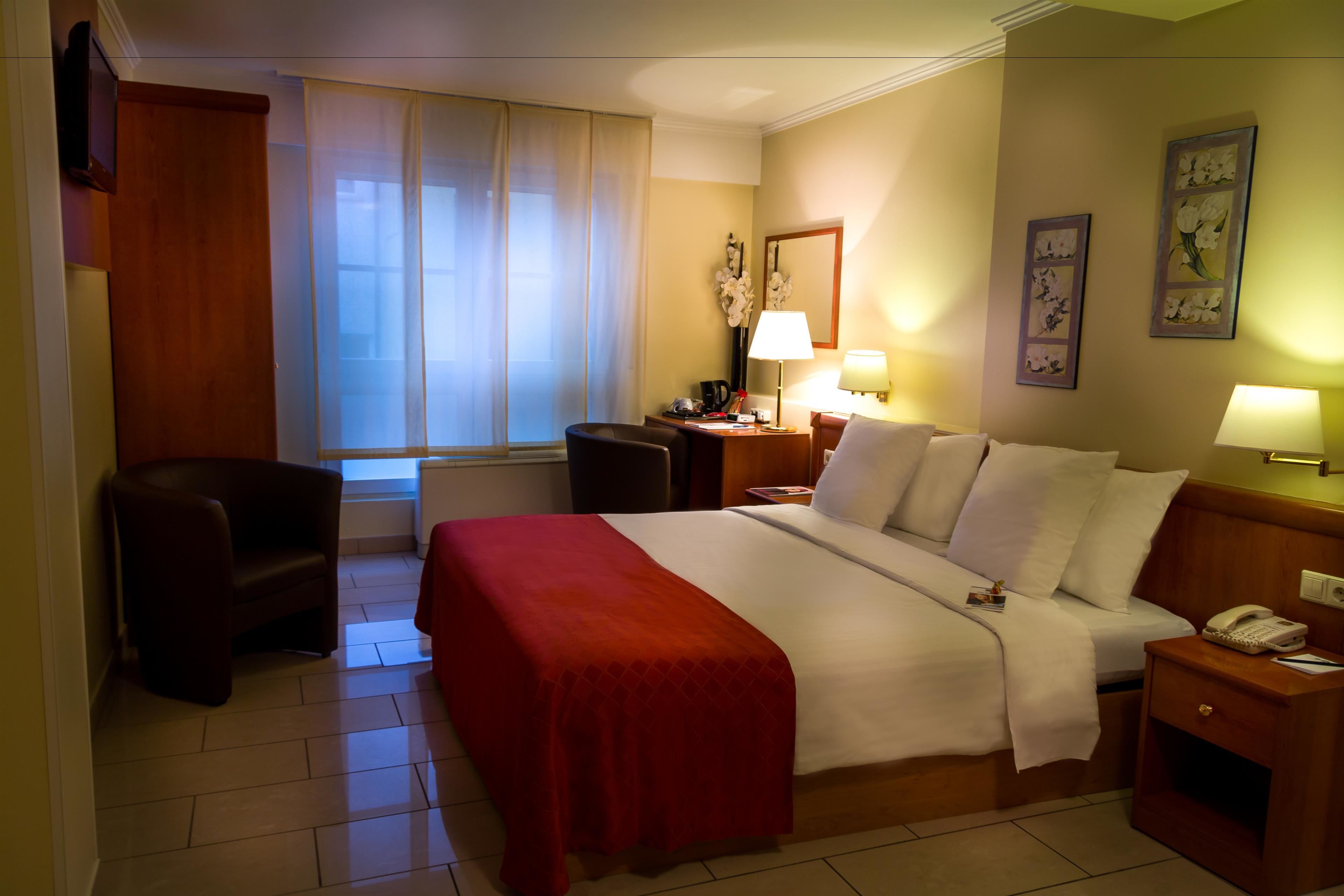 Best Western Plus Grand Hotel Victor Hugo