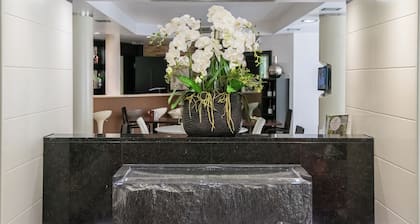 Best Western Plus Grand Hotel Victor Hugo