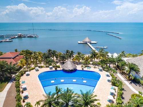 Placencia Resort
