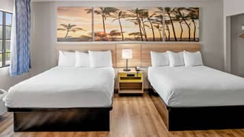 Caja de seguridad en la habitación y escritorio