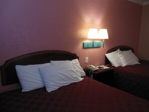 Free WiFi, bed sheets, wheelchair access - Sealamp Inn (Seaside)