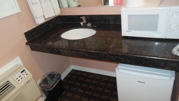 Free toiletries, towels