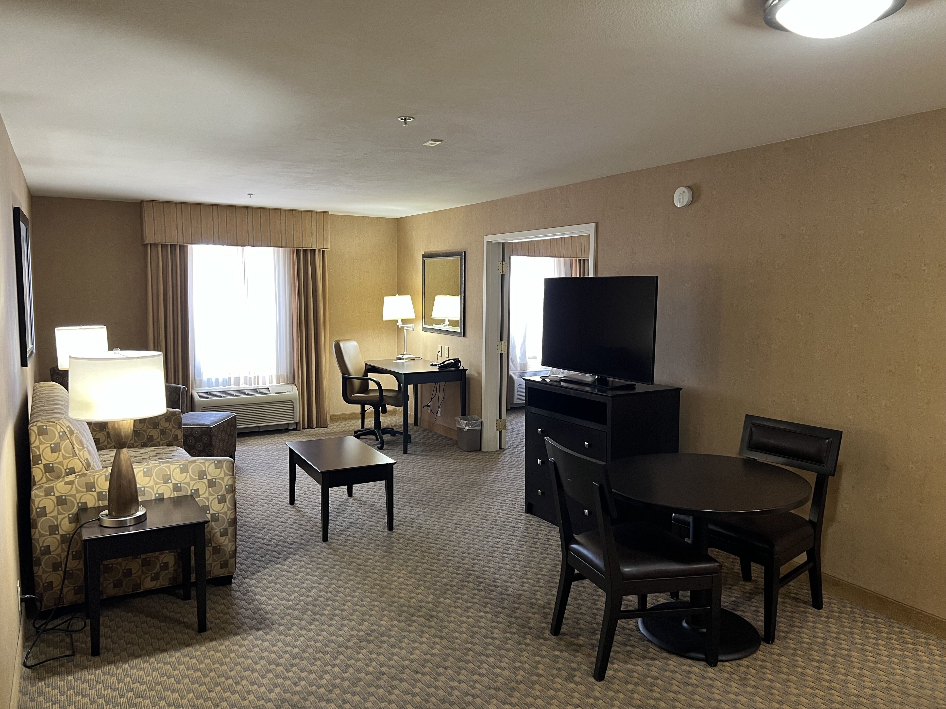 suite, 2 queen beds, non smoking | down duvets, pillow-top beds, individually decorated