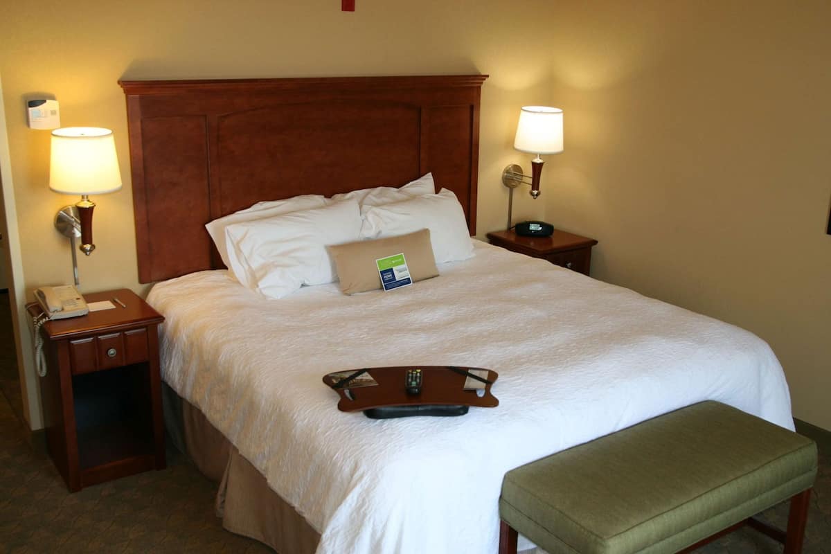 Desk, iron/ironing board, free WiFi, bed sheets