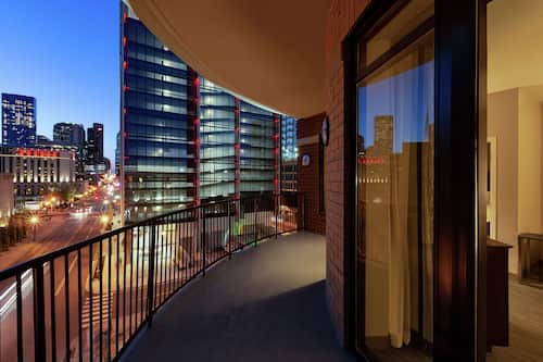 Suite, 1 King-Bett, Badewanne, Eckzimmer | Ausblick vom Zimmer