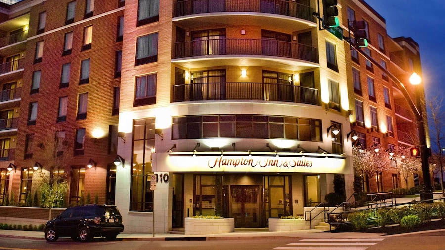 Hampton Inn & Suites Nashville Downtown
