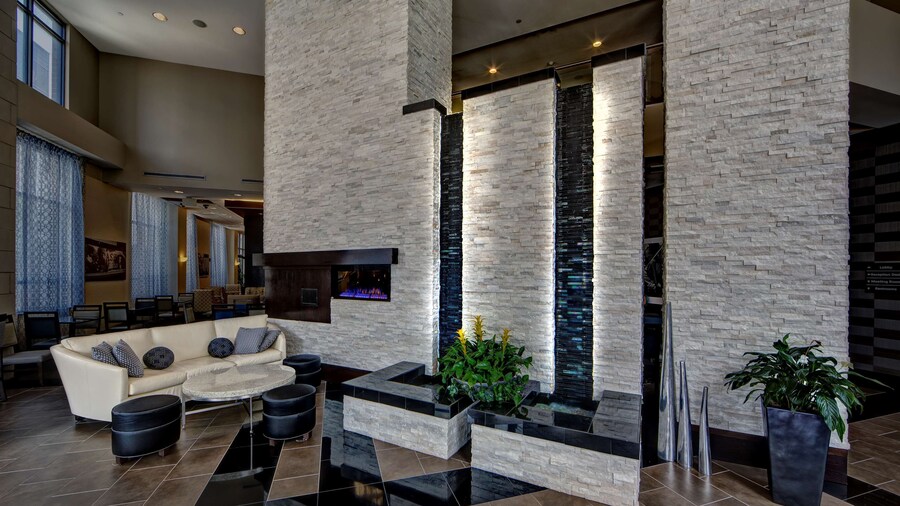 Hampton Inn & Suites Nashville Downtown