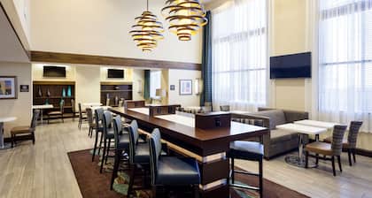 Hampton Inn & Suites Las Vegas-Red Rock/Summerlin