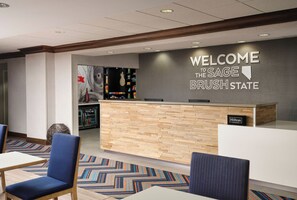 Reception - Hampton Inn & Suites Las Vegas-Red Rock/Summerlin (Las Vegas)