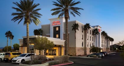 Hampton Inn & Suites Las Vegas-Red Rock/Summerlin