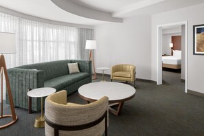 32-inch LCD TV with cable channels, TV - Residence Inn by Marriott Los Angeles Burbank Downtown (Burbank)
