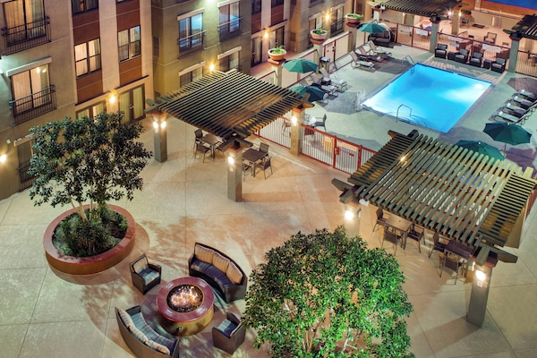 Pemandangan dari hartanah