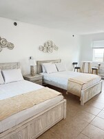 Colchones con pillow-top, decoración personalizada y muebles diferentes 