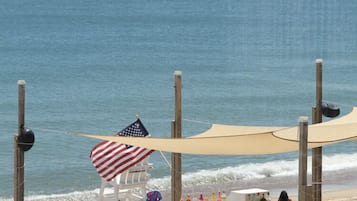 Beach bar