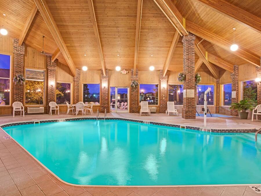 Indoor pool, open 8:00 AM to 10:00 PM, sun loungers