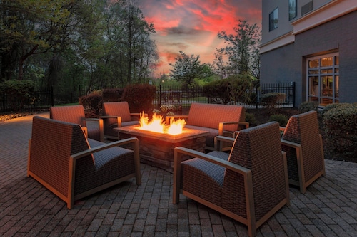 Courtyard by Marriott Pittsburgh Greensburg