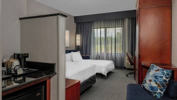 1 habitación, colchones con pillow-top, escritorio y cortinas blackout