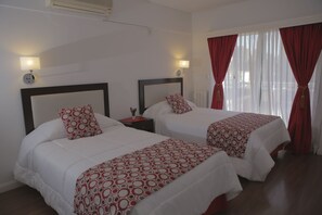 Superior appartement | Pillowtop-bedden, een kluis op de kamer, verduisterende gordijnen